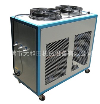 并不是越大越好，有時候小也有小的好【小型冷水機】，滾輪模溫機，極冷極熱模溫機