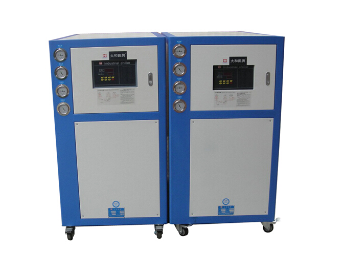 【工業(yè)冷水機廠家】立足于用戶利益作出大貢獻！