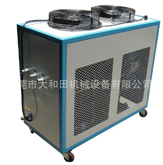 小型冷水機(jī)不僅設(shè)計(jì)好，功能也很強(qiáng)